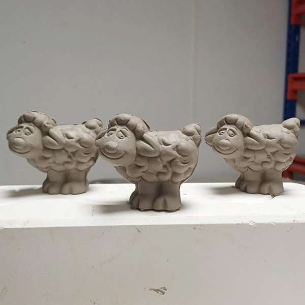 Slip casting mould for sheep