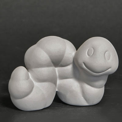 Worm 9 x 5 x 6cm PB131